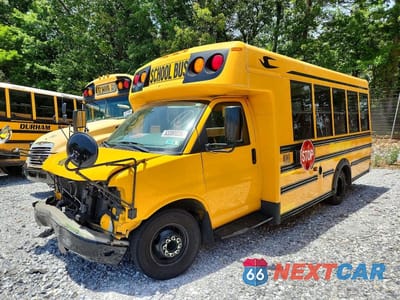 Drugie zdjęcie samochodu z przodu: 2012 CHEVROLET EXPRESS G3500 SCHOOL BUS VIN:1GB3G3BG8C1136688 - miniatura