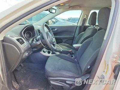 Zdjęcie 7 z 12 samochodu: 2018 JEEP COMPASS SPORT VIN:3C4NJDAB0JT205249 - miniatura