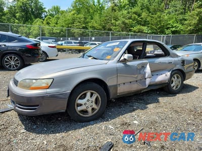 1996 LEXUS ES 300 JT8BF12G6T0170745 - główne zdjęcie licytacji z USA - miniatura