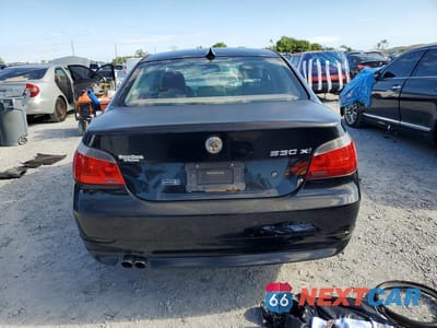 Zdjęcie 6 z 12 samochodu: 2007 BMW 530 XI VIN:WBANF73557CY17569 - miniatura