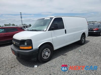 2017 CHEVROLET EXPRESS G2500 1GCWGAFF5H1310075 - główne zdjęcie licytacji z USA - miniatura