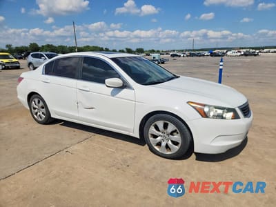 Czwarte zdjęcie samochodu z boku: 2010 HONDA ACCORD EX VIN:1HGCP2F79AA007907 - miniatura