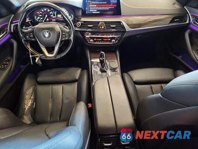 Zdjęcie 8 z 12 samochodu: 2019 BMW 530E VIN:WBAJA9C53KB392649 - miniatura