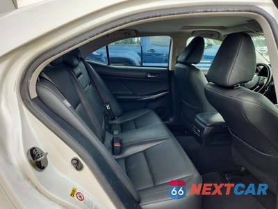 Zdjęcie 10 z 12 samochodu: 2016 LEXUS IS 200T VIN:JTHBA1D29G5025935 - miniatura