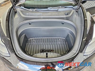 Zdjęcie 11 z 12 samochodu: 2023 TESLA MODEL 3 VIN:5YJ3E1EA7PF437897 - miniatura