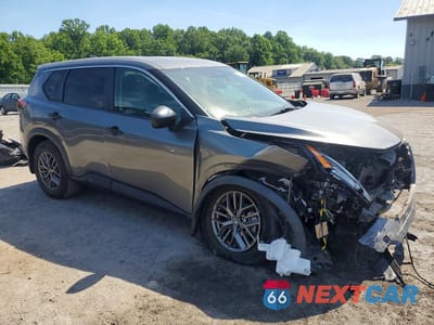 Czwarte zdjęcie samochodu z boku: 2021 NISSAN ROGUE S VIN:5N1AT3AB6MC749737 - miniatura