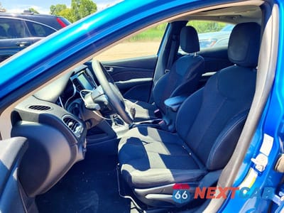 Zdjęcie 7 z 12 samochodu: 2016 DODGE DART SXT VIN:1C3CDFBB9GD593688 - miniatura
