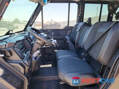 Piąte zdjęcie samochodu w środku: 2026 CAN-AM DEFENDER UTILITY VEHICLE VIN:3JBKUAX25TK000473 - miniatura