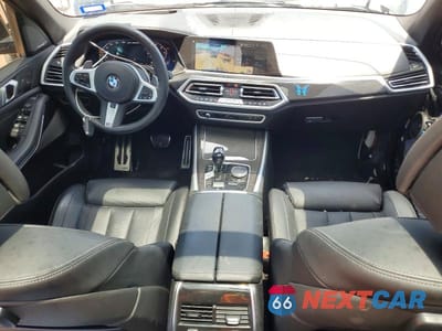 Zdjęcie 8 z 14 samochodu: 2022 BMW X5 M50I VIN:5UXJU4C08N9L44625 - miniatura