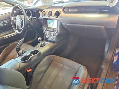 Zdjęcie 8 z 12 samochodu: 2018 FORD MUSTANG VIN:1FA6P8TH3J5176699 - miniatura