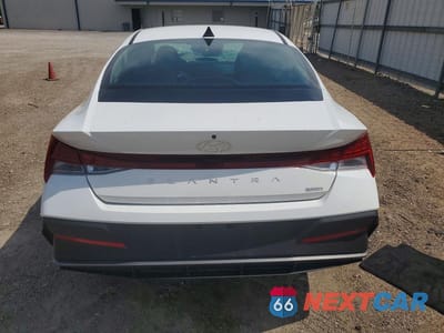 Zdjęcie 6 z 12 samochodu: 2026 HYUNDAI ELANTRA HYBRID BLUE VIN:KMHLM4DJ0TU184814 - miniatura