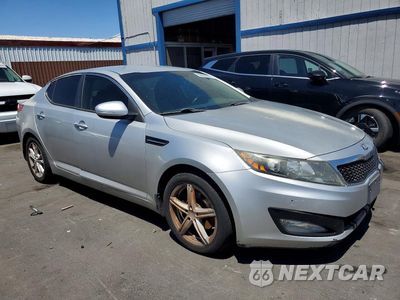 Czwarte zdjęcie samochodu z boku: 2013 KIA OPTIMA EX VIN:5XXGN4A7XDG166243 - miniatura