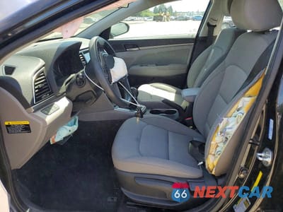 Zdjęcie 7 z 12 samochodu: 2017 HYUNDAI ELANTRA SE VIN:KMHD84LFXHU428174 - miniatura