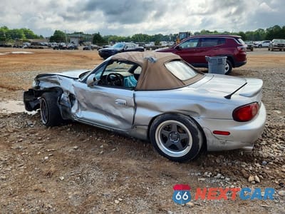 Drugie zdjęcie samochodu z przodu: 2001 MAZDA MX-5 MIATA BASE VIN:JM1NB353710215882 - miniatura
