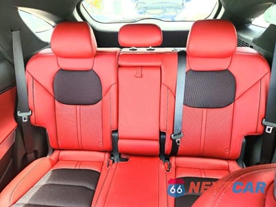 Zdjęcie 10 z 13 samochodu: 2024 GENESIS GV70 2.5T STANDARD VIN:5NMMADTB5RH006697 - miniatura
