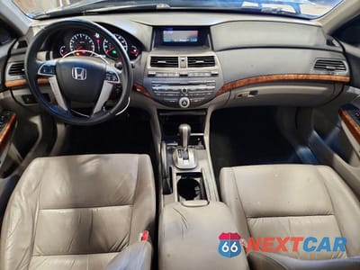 Zdjęcie 8 z 13 samochodu: 2011 HONDA ACCORD EXL VIN:1HGCP3F85BA005586 - miniatura