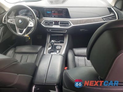 Zdjęcie 8 z 12 samochodu: 2021 BMW X7 XDRIVE40I VIN:5UXCW2C07M9G23024 - miniatura