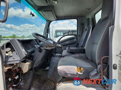 Zdjęcie 7 z 13 samochodu: 2014 ISUZU NPR HD VIN:54DC4W1B0ES804441 - miniatura