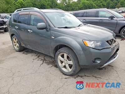 Czwarte zdjęcie samochodu z boku: 2008 MITSUBISHI OUTLANDER XLS VIN:JA4MT41X38Z009174 - miniatura