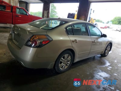 Trzecie zdjęcie samochodu z tyłu: 2010 NISSAN ALTIMA 2.5 VIN:1N4AL2AP4AN517038 - miniatura