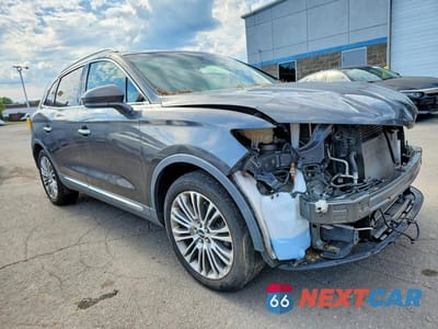 Czwarte zdjęcie samochodu z boku: 2017 LINCOLN MKX RESERVE VIN:2LMPJ8LR9HBL43937 - miniatura