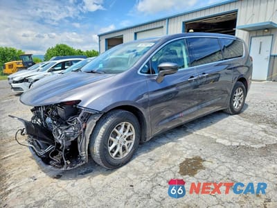 2020 CHRYSLER PACIFICA TOURING 2C4RC1FGXLR102487 - główne zdjęcie licytacji z USA - miniatura