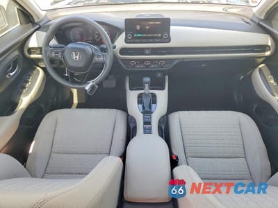 Zdjęcie 8 z 13 samochodu: 2024 HONDA HR-V LX VIN:3CZRZ2H30RM787060 - miniatura
