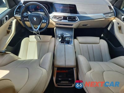 Zdjęcie 8 z 14 samochodu: 2019 BMW X5 XDRIVE40I VIN:5UXCR6C57KLL08747 - miniatura