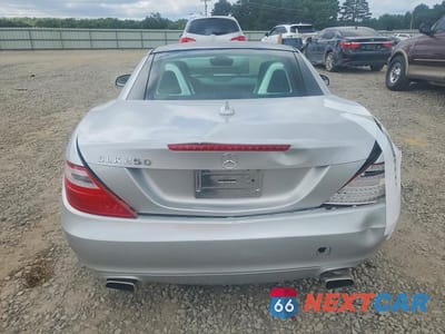 Zdjęcie 6 z 12 samochodu: 2013 MERCEDES-BENZ SLK 250 VIN:WDDPK4HA7DF069175 - miniatura