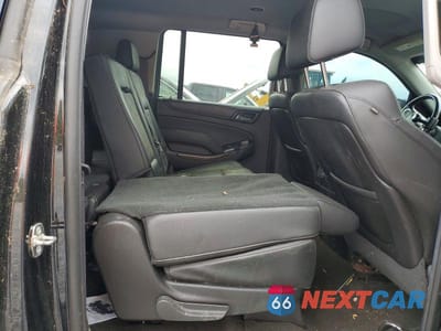 Zdjęcie 10 z 12 samochodu: 2015 CHEVROLET SUBURBAN C1500 LT VIN:1GNSCJKC2FR623290 - miniatura