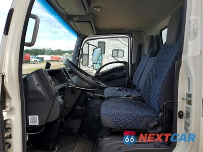Zdjęcie 7 z 13 samochodu: 2025 ISUZU NPR HD BOX TRUCK VIN:54DC4W1D6SS207534 - miniatura