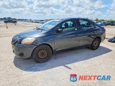 2011 TOYOTA YARIS BASE JTDBT4K34BL002107 - główne zdjęcie licytacji z USA - miniatura