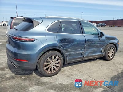 Trzecie zdjęcie samochodu z tyłu: 2019 PORSCHE CAYENNE VIN:WP1AA2AYXKDA10272 - miniatura