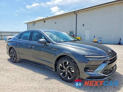 Czwarte zdjęcie samochodu z boku: 2024 HYUNDAI SONATA SEL VIN:KMHL64JA0RA369616 - miniatura