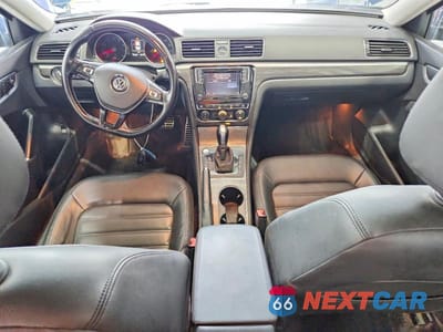 Zdjęcie 8 z 12 samochodu: 2017 VOLKSWAGEN PASSAT SEL PREMIUM VIN:1VWCM7A33HC068870 - miniatura