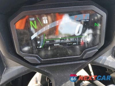 Zdjęcie 7 z 9 samochodu: 2026 KAWASAKI EX650 R VIN:ML5EXER15TDAJ5405 - miniatura