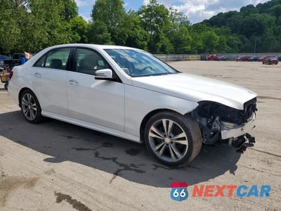 Czwarte zdjęcie samochodu z boku: 2014 MERCEDES-BENZ E 350 4MATIC VIN:WDDHF8JB8EA994677 - miniatura