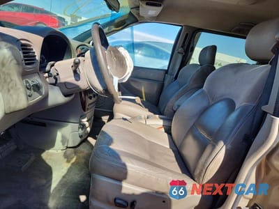 Zdjęcie 7 z 13 samochodu: 2002 CHRYSLER TOWN & COUNTRY LIMITED VIN:2C8GP64L92R613047 - miniatura