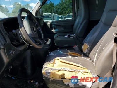 Zdjęcie 7 z 12 samochodu: 2013 CHEVROLET EXPRESS G3500 VIN:1GCZGUCG6D1147460 - miniatura