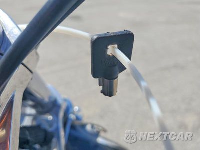 Zdjęcie 8 z 9 samochodu: 2005 HARLEY-DAVIDSON VRSCA VIN:1HD1HAZ115K801495 - miniatura
