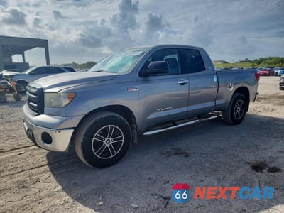 2013 TOYOTA TUNDRA DOUBLE CAB SR5 5TFRY5F15DX140457 - główne zdjęcie licytacji z USA - miniatura