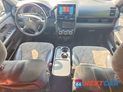 Zdjęcie 8 z 13 samochodu: 2003 HONDA CR-V EX VIN:SHSRD78873U149549 - miniatura