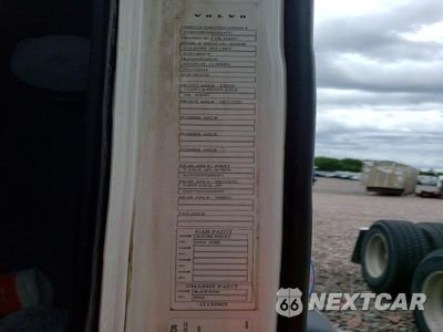 Zdjęcie 10 z 10 samochodu: 2024 VOLVO VNL SEMI TRUCK VIN:4V4NC9EH0RN623557 - miniatura
