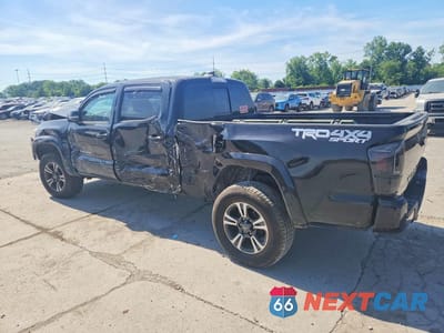 Drugie zdjęcie samochodu z przodu: 2017 TOYOTA TACOMA TRD SPORT VIN:3TMDZ5BN4HM028048 - miniatura