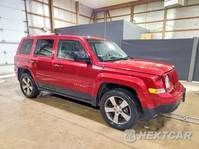 Czwarte zdjęcie samochodu z boku: 2017 JEEP PATRIOT LATITUDE VIN:1C4NJRFBXHD179250 - miniatura