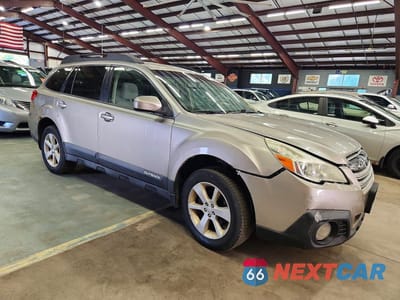 Czwarte zdjęcie samochodu z boku: 2014 SUBARU OUTBACK 2.5I PREMIUM VIN:4S4BRBCC1E3222371 - miniatura
