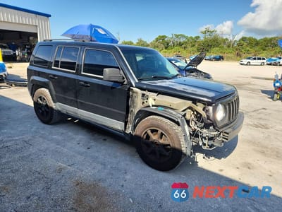 Czwarte zdjęcie samochodu z boku: 2012 JEEP PATRIOT SPORT VIN:1C4NJPBAXCD538977 - miniatura