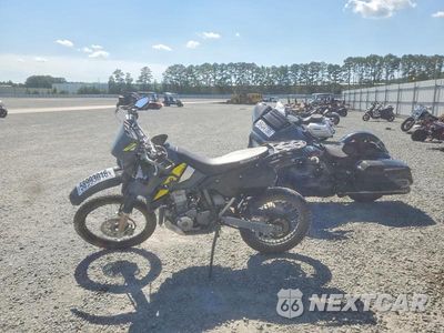 Trzecie zdjęcie samochodu z tyłu: 2022 SUZUKI DR-Z400 S VIN:JS1SK43A6N7100501 - miniatura