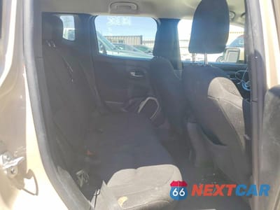 Zdjęcie 10 z 12 samochodu: 2016 JEEP RENEGADE LATITUDE VIN:ZACCJABT3GPE33095 - miniatura