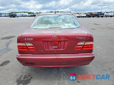 Zdjęcie 6 z 12 samochodu: 2002 MERCEDES-BENZ E 320 4MATIC VIN:WDBJF82J12X067321 - miniatura